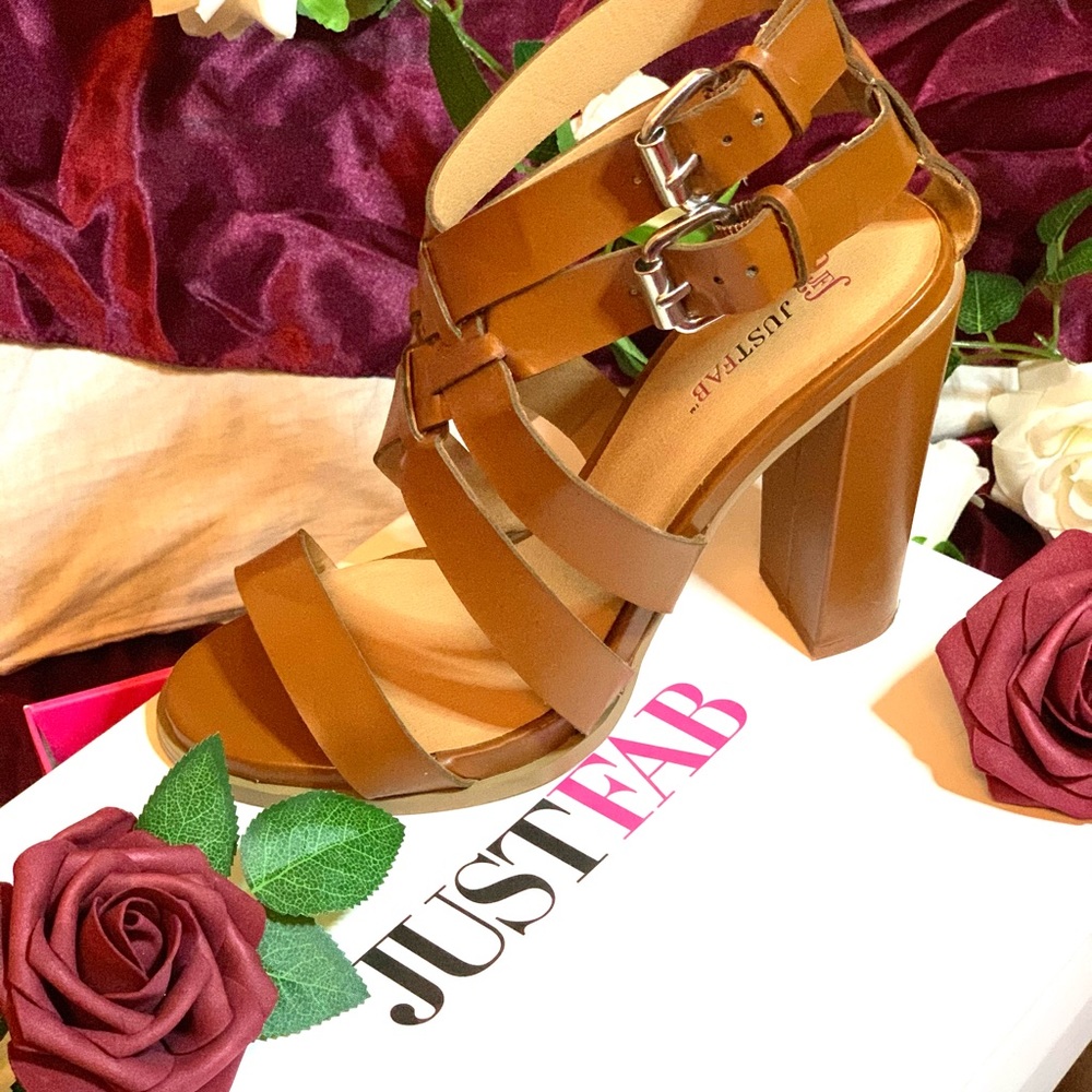 Heeled sandal